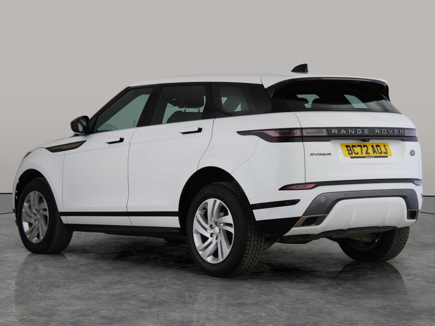 Used Land Rover Range Rover Evoque 2023 for sale - 78132520: Photo 12