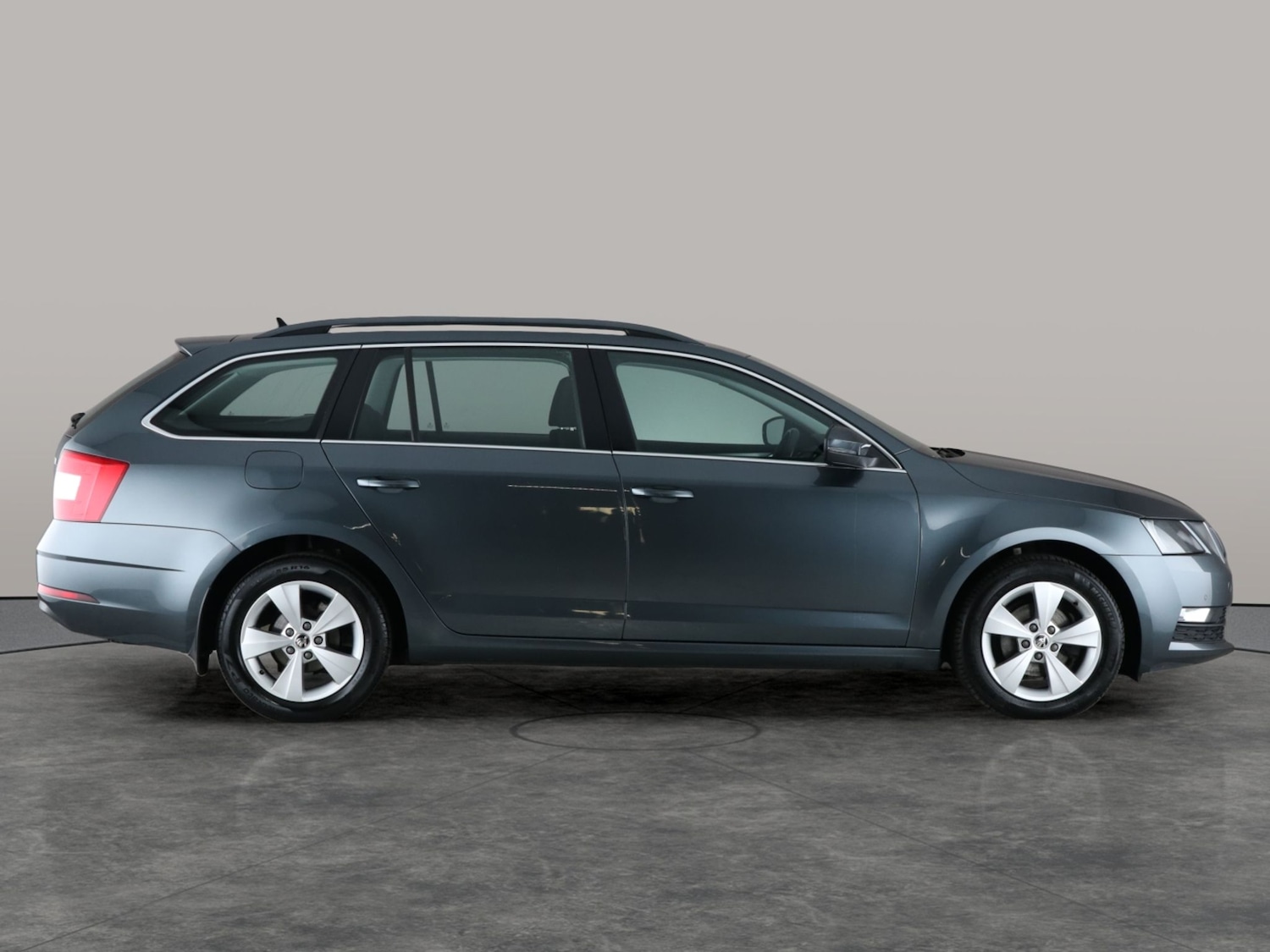 Used Skoda Octavia 2019 for sale - 76353472: Photo 10