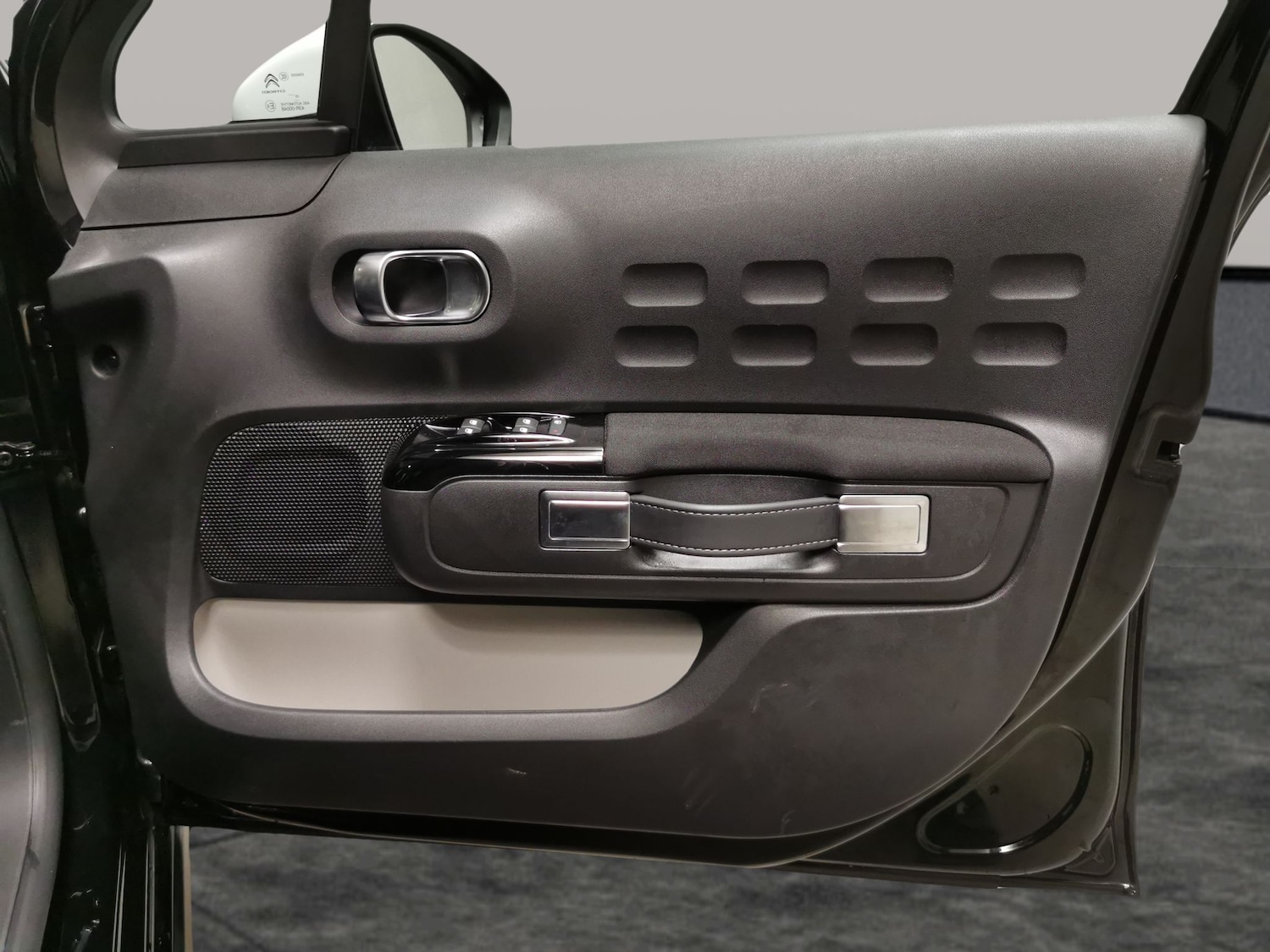 Used Citroen C3 2023 for sale - 77629853: Photo 24