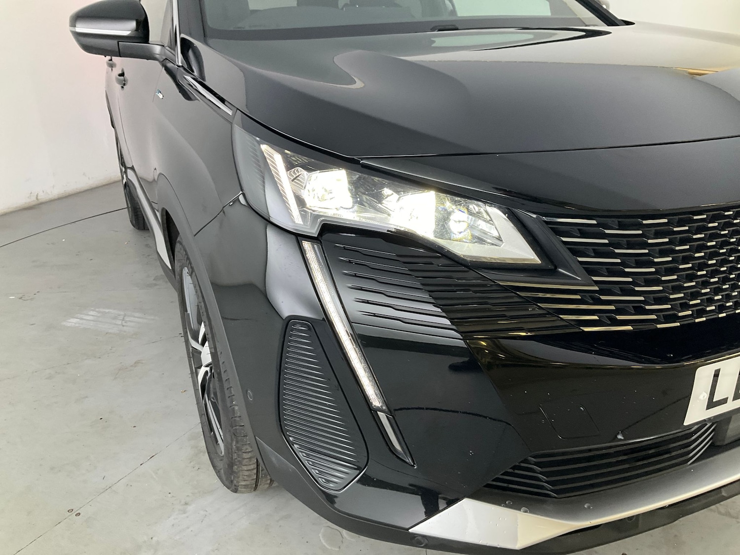 Used Peugeot 3008 2023 for sale - 76477632: Photo 5