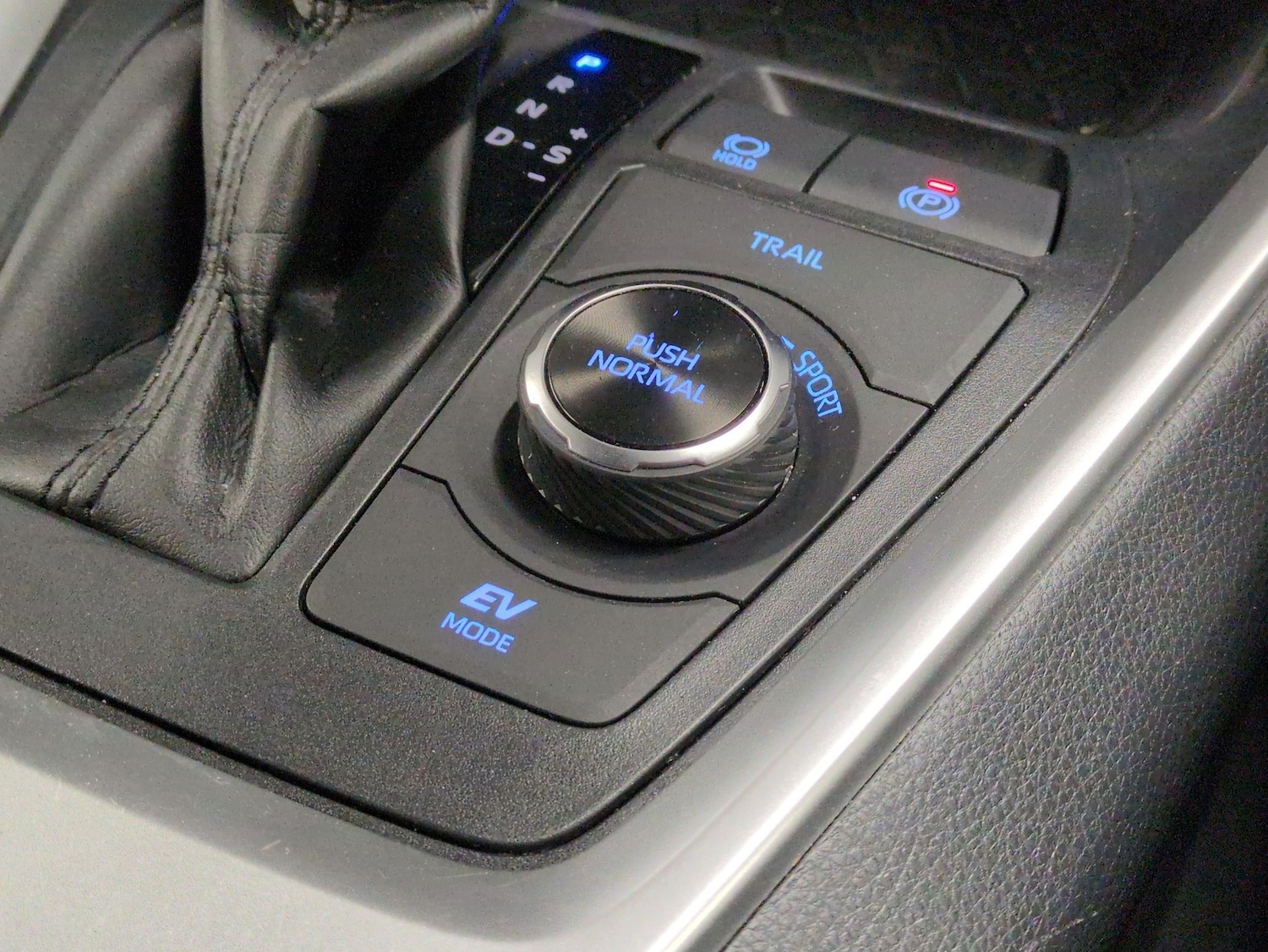 Used Toyota RAV4 2021 for sale - 76954712: Photo 17