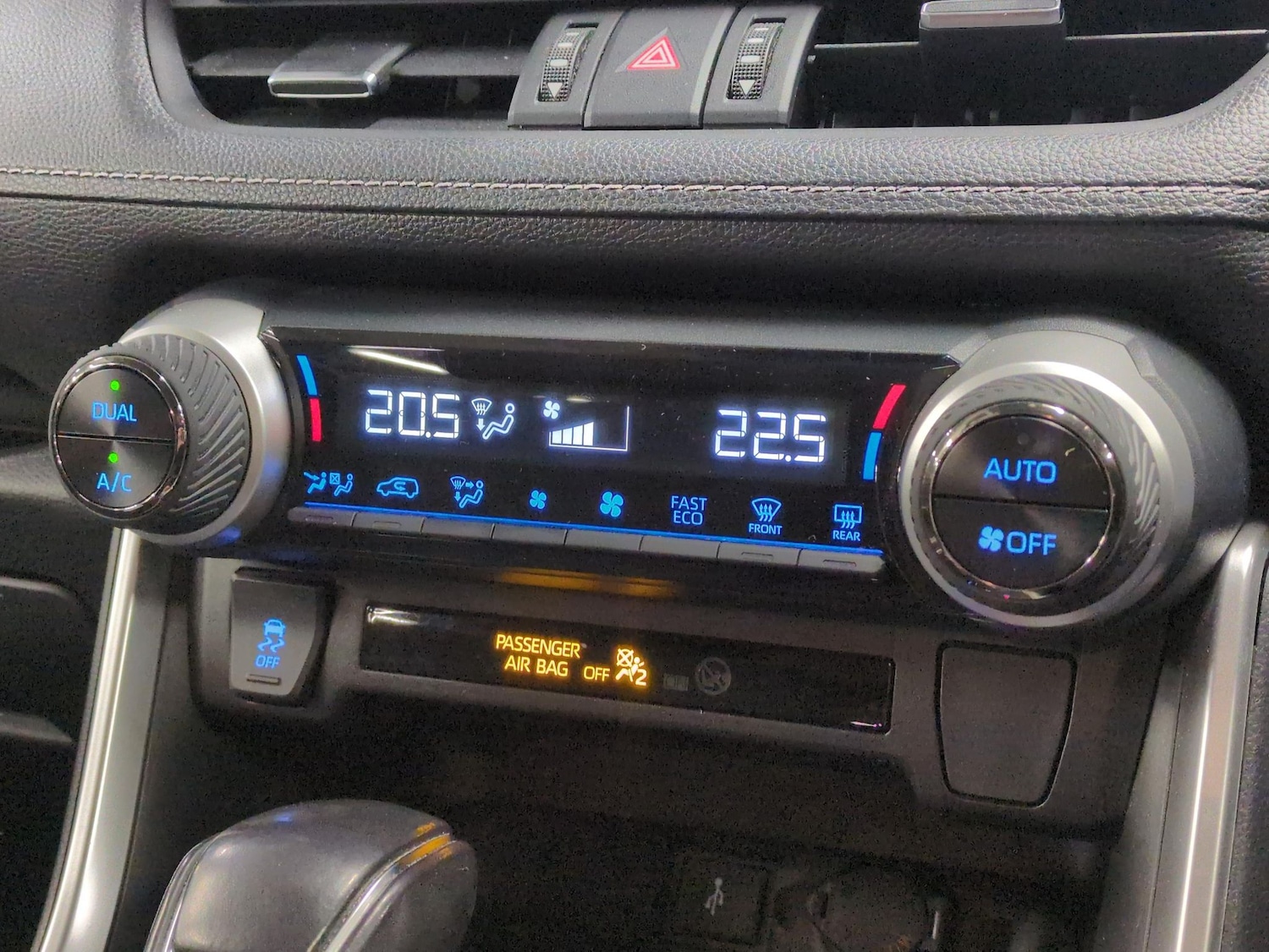 Used Toyota RAV4 2021 for sale - 76954712: Photo 18