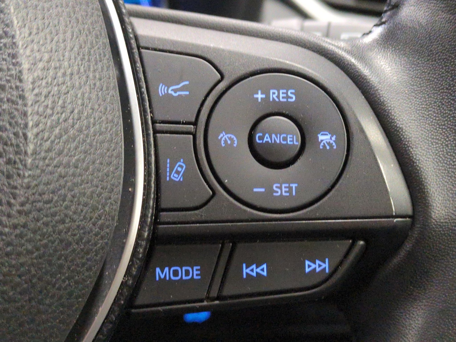 Used Toyota RAV4 2021 for sale - 76954712: Photo 20