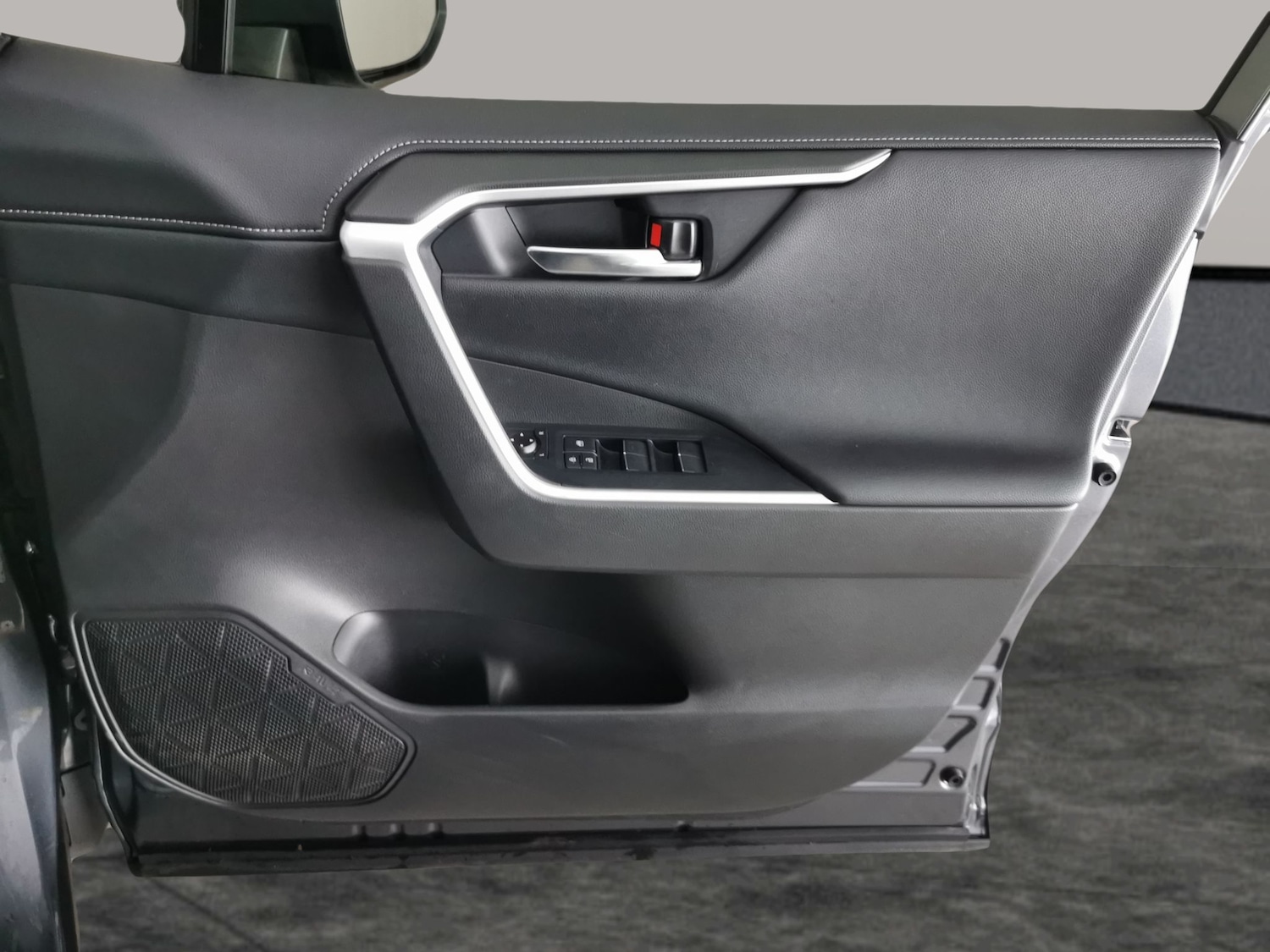 Used Toyota RAV4 2021 for sale - 76954712: Photo 30