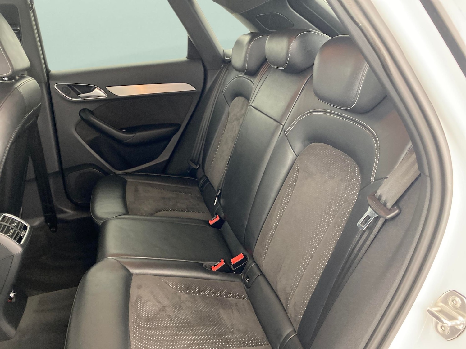 Used Audi Q3 2017 for sale - 76477612: Photo 30