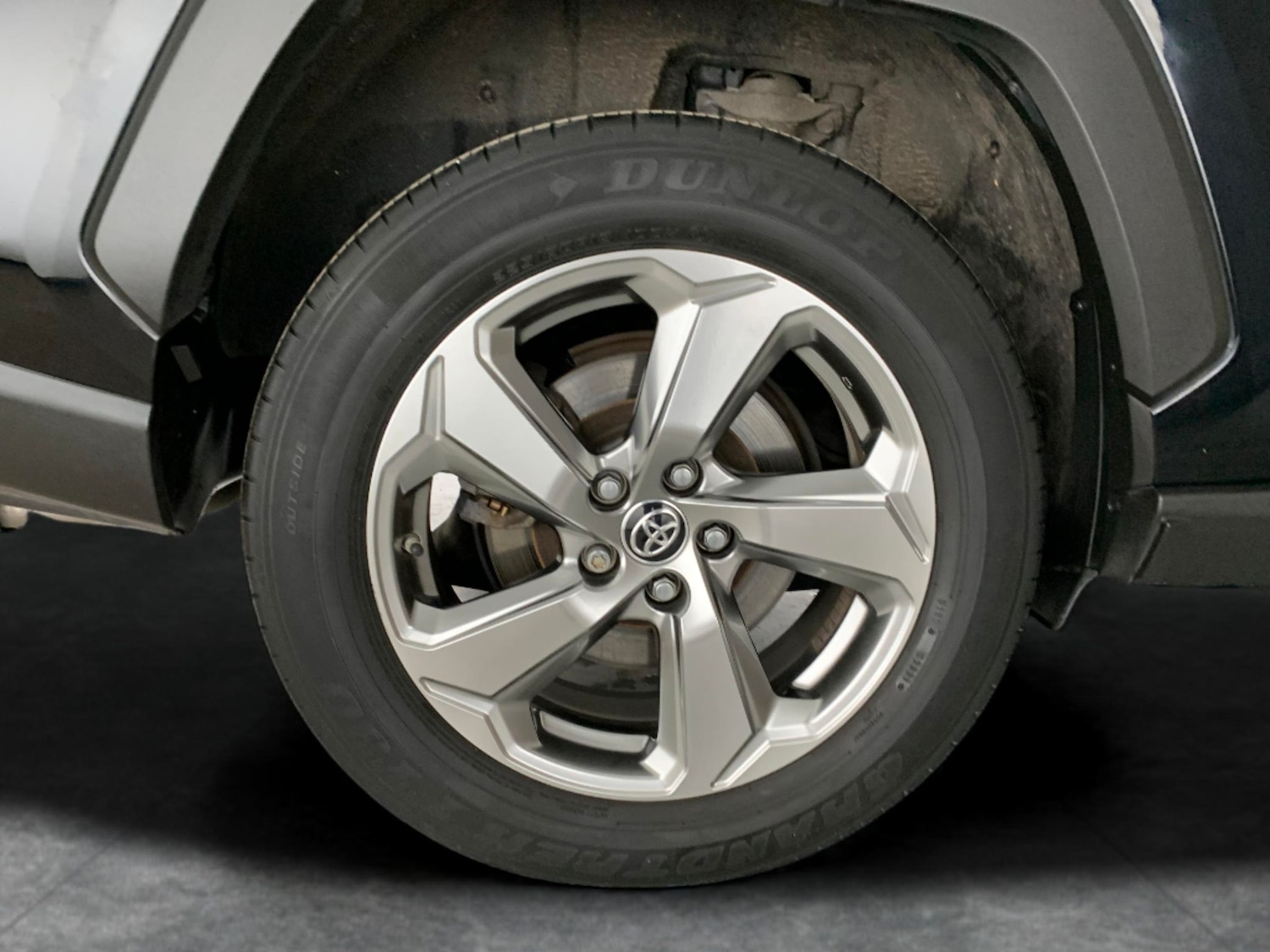 Used Toyota RAV4 2021 for sale - 76719910: Photo 27