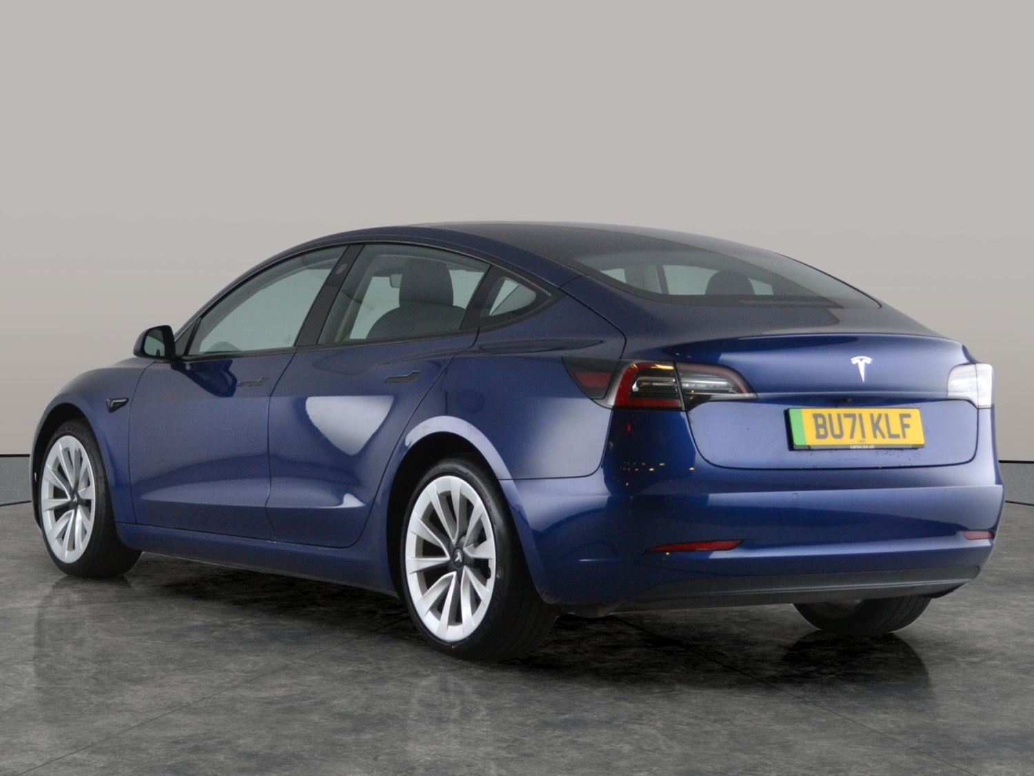 Used Tesla Model 3 2021 for sale - 76373451: Photo 14