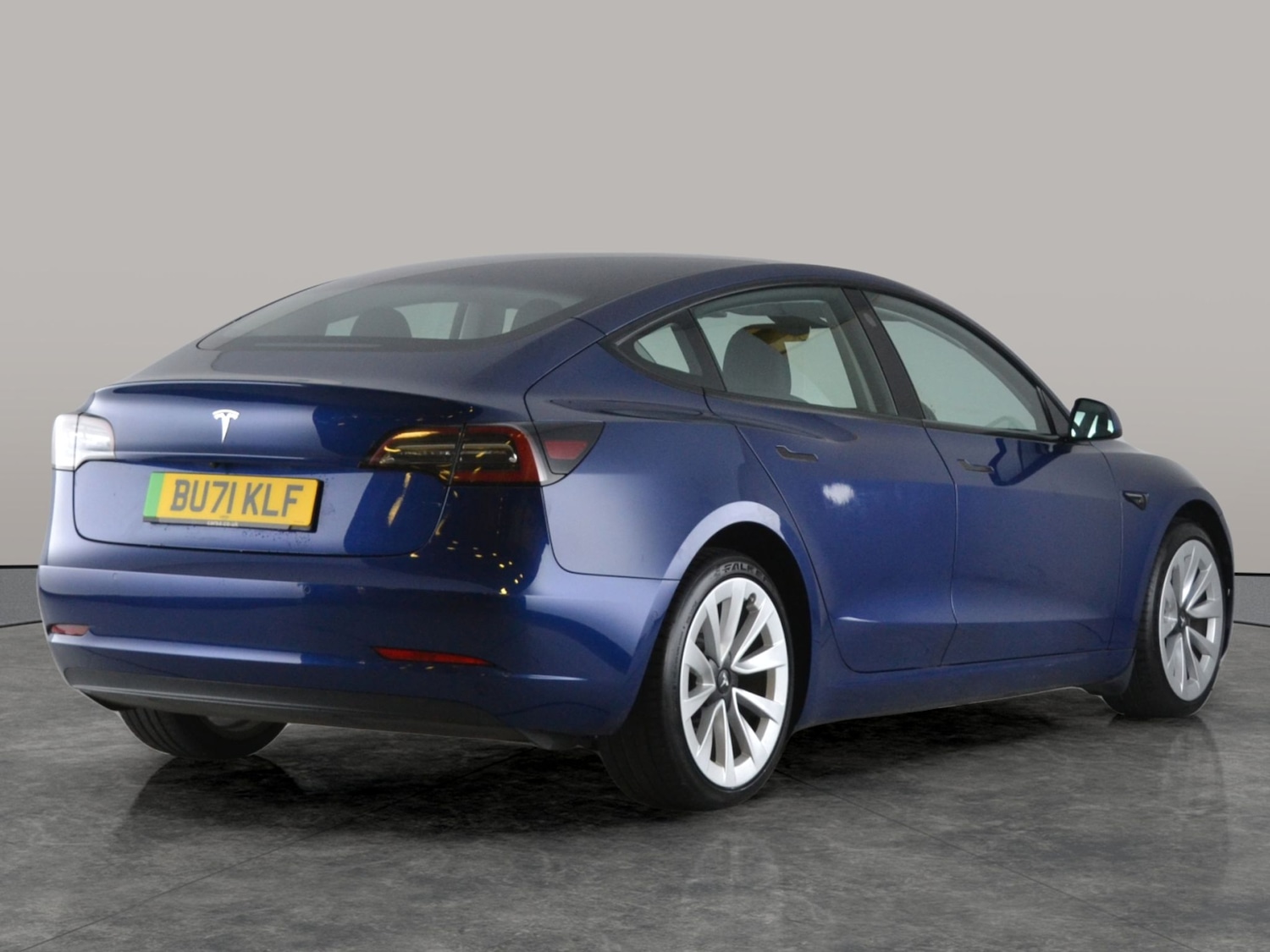 Used Tesla Model 3 2021 for sale - 76373451: Photo 17