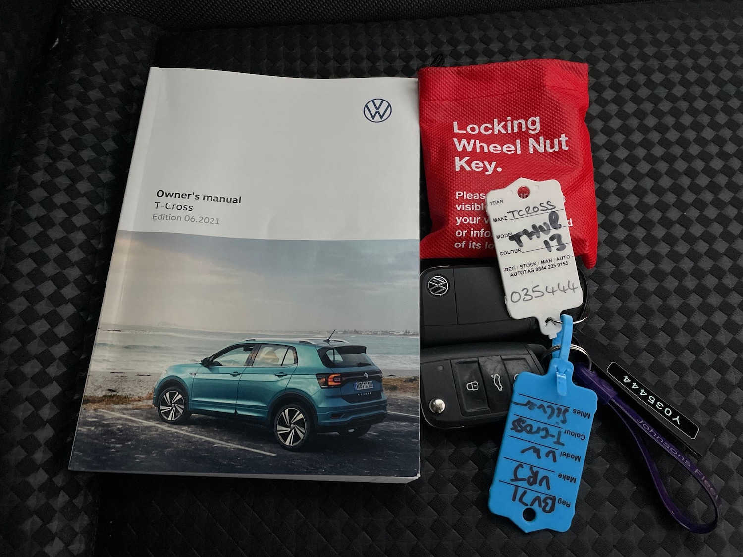 Used Volkswagen T-Cross 2021 for sale - 77025722: Photo 32