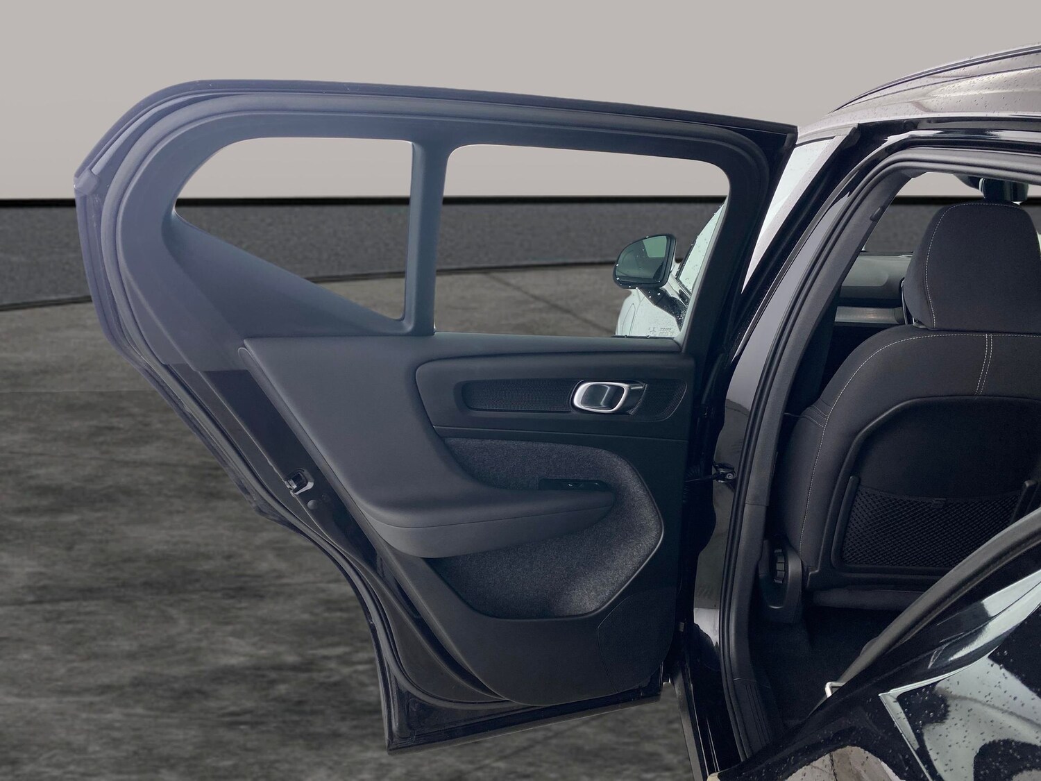 Used Volvo XC40 2022 for sale - 77513993: Photo 24