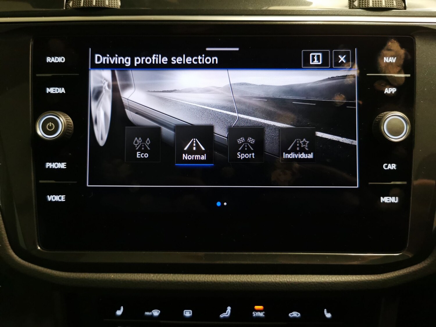 Used Volkswagen Tiguan 2020 for sale - 77552646: Photo 22