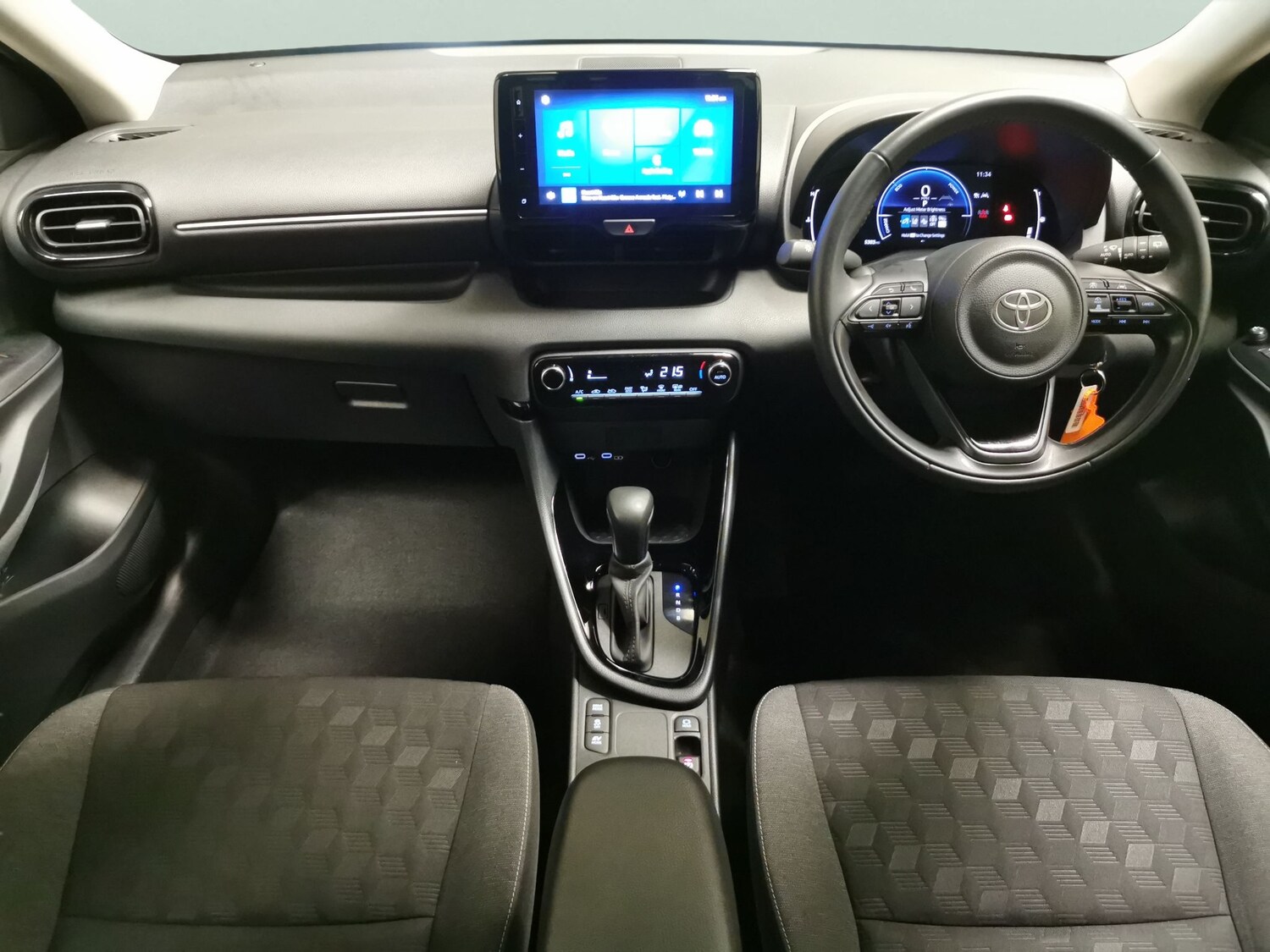 Used Toyota Yaris 2024 for sale - 78075149: Photo 7