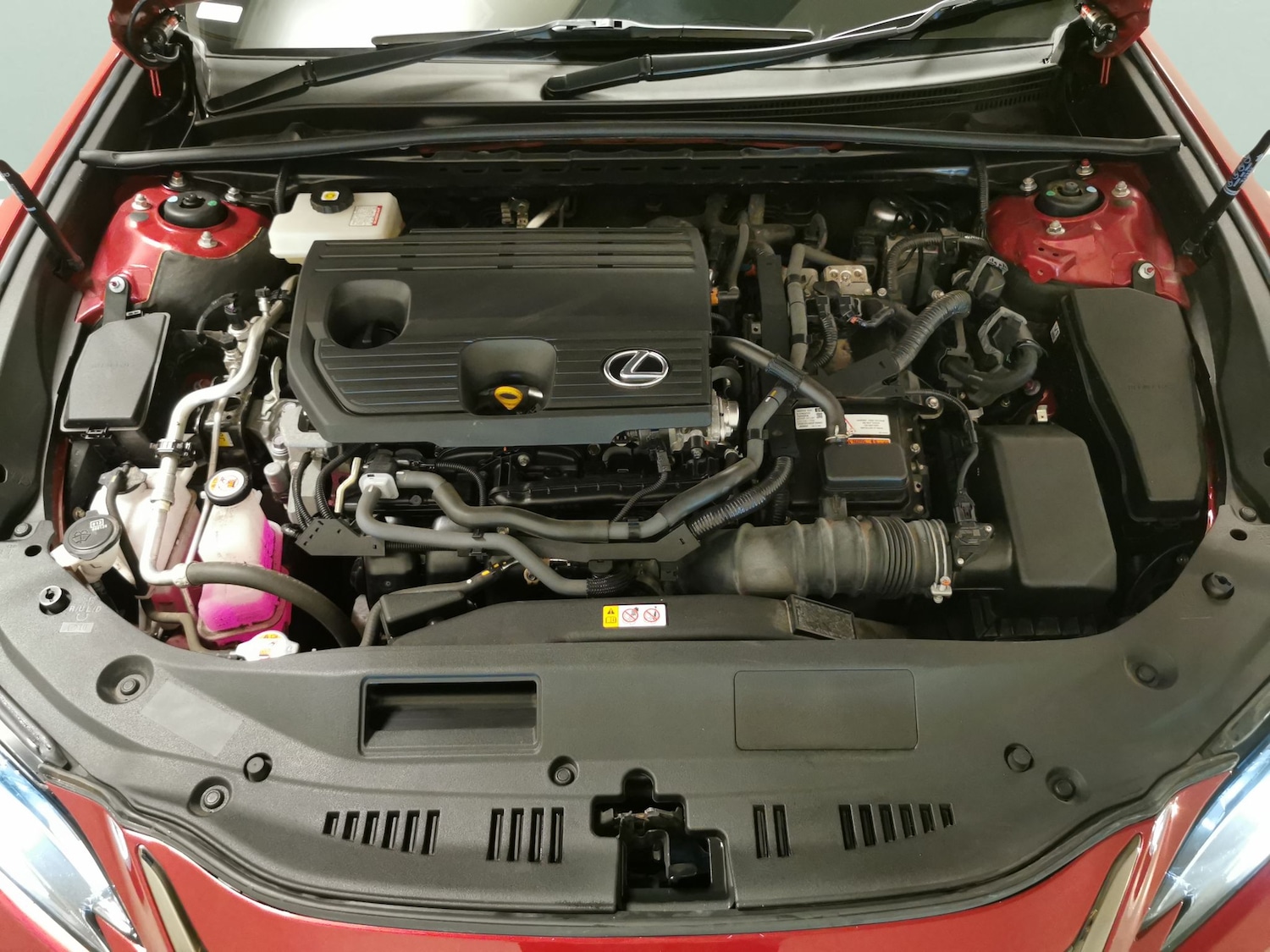 Used Lexus ES 2022 for sale - 76931907: Photo 31