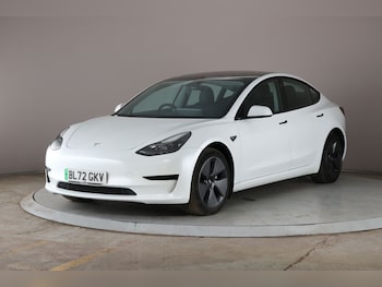 2022 - RWD 4dr Auto