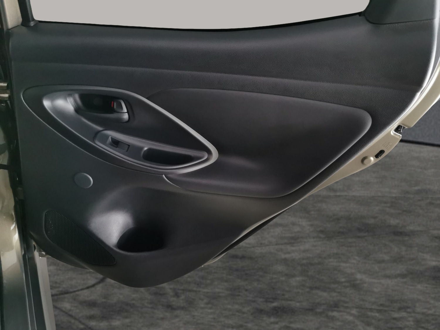 Used Toyota Yaris 2022 for sale - 76937750: Photo 27