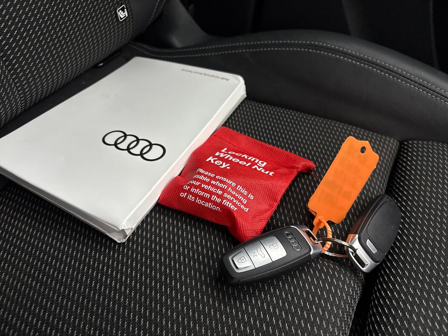 Used Audi Q4 e-tron 2023 for sale - 78009833: Photo 38