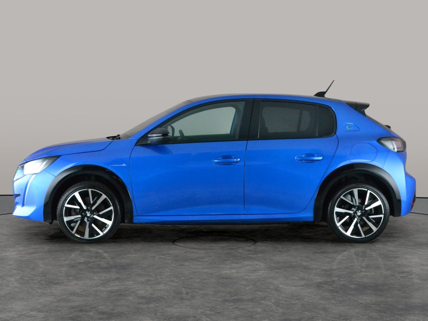 Used Peugeot 208 2023 for sale - 77911620: Photo 13