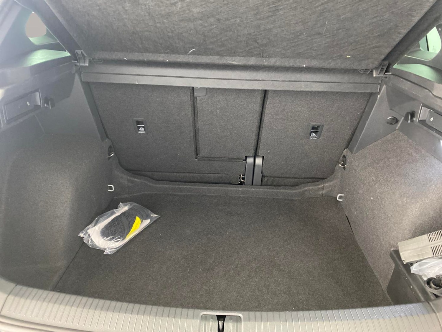 Used Volkswagen Tiguan 2023 for sale - 77545619: Photo 7