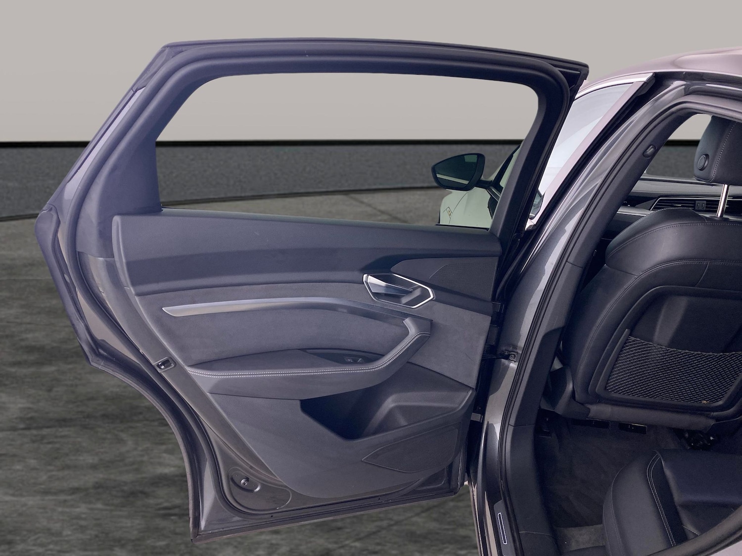 Used Audi e-tron 2022 for sale - 77034126: Photo 25