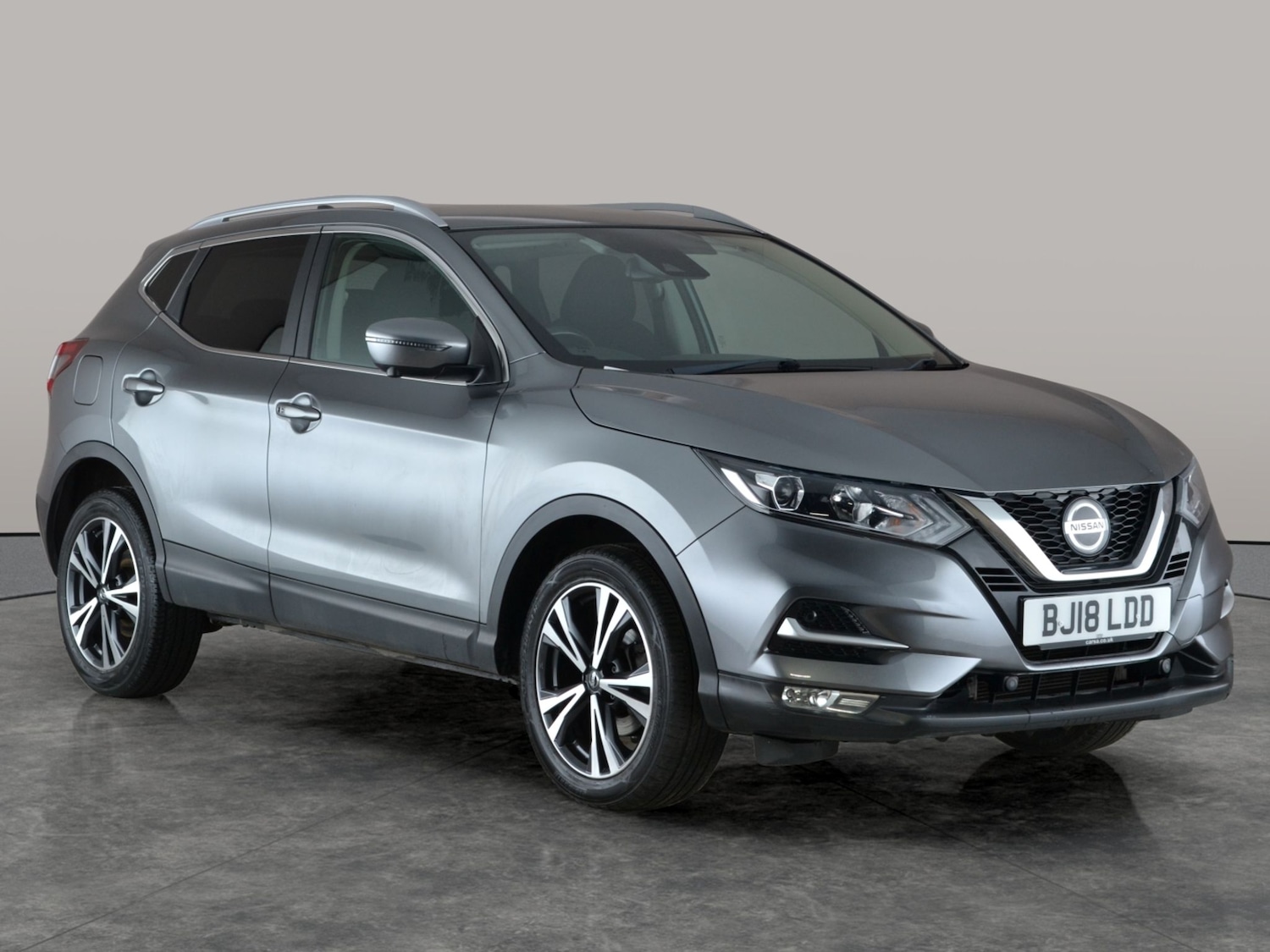 Used Nissan Qashqai 2018 for sale - 77350952: Photo 9