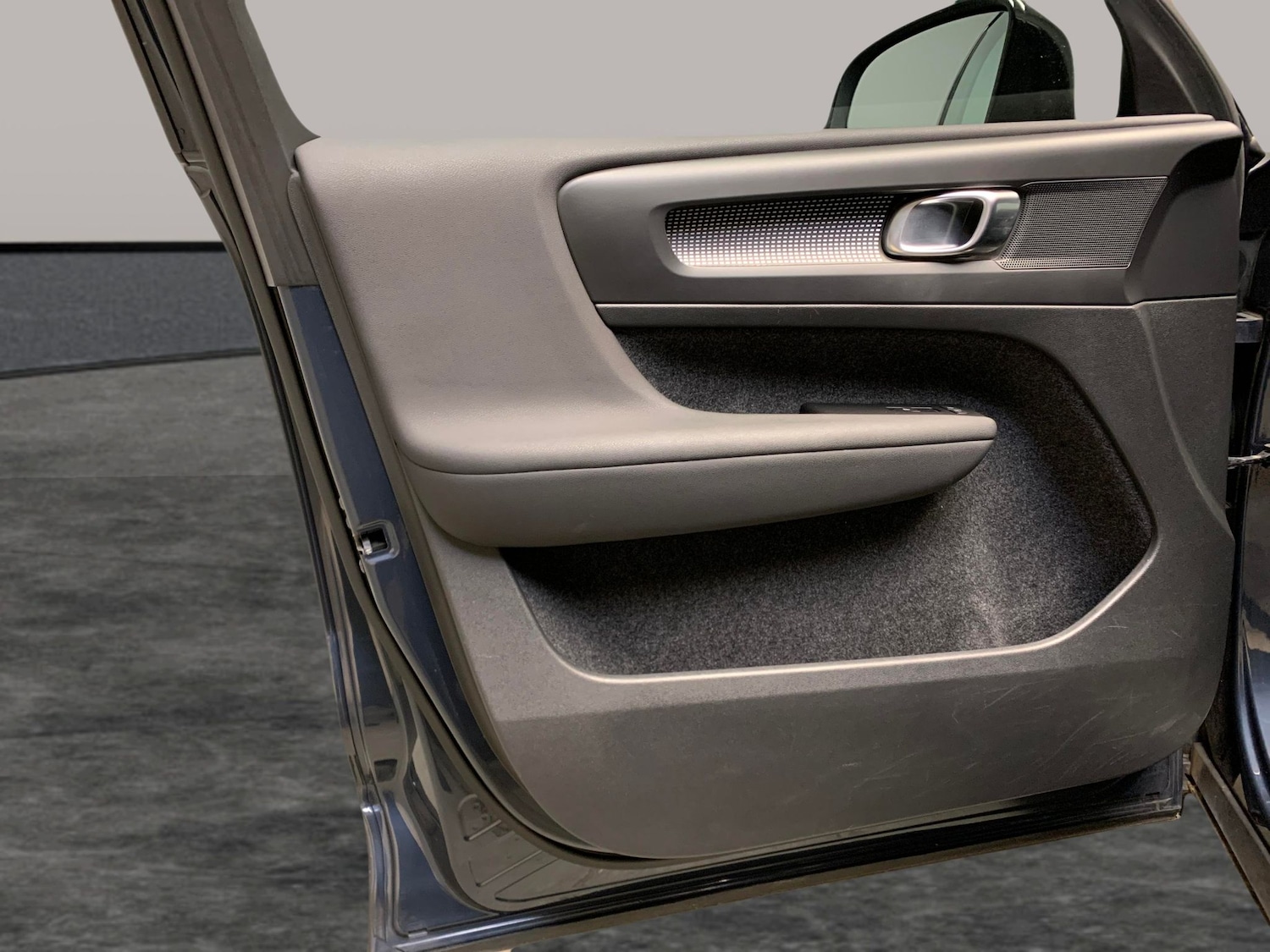 Used Volvo XC40 2021 for sale - 77350888: Photo 24