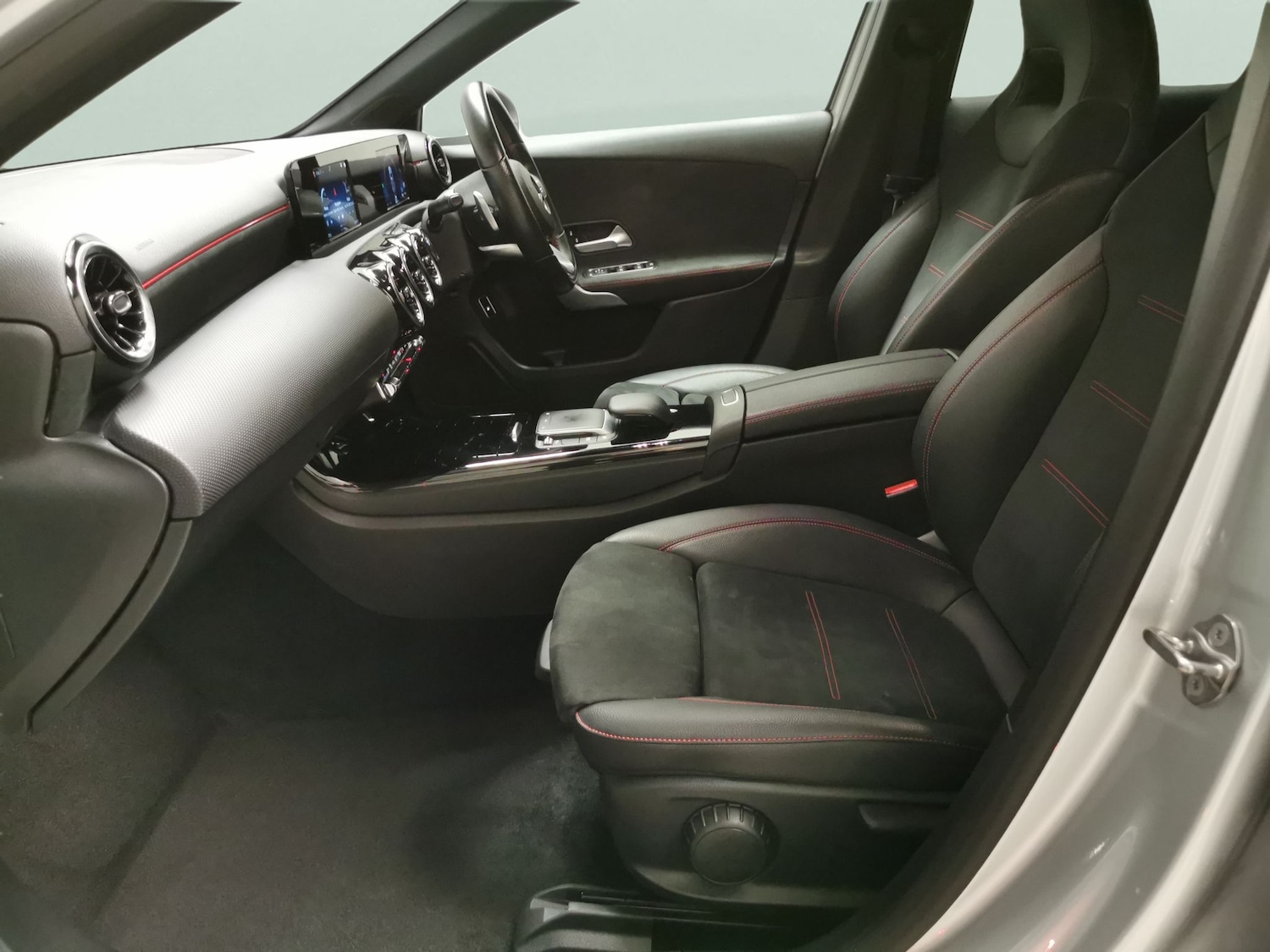 Used Mercedes-Benz A-Class 2021 for sale - 78178179: Photo 4