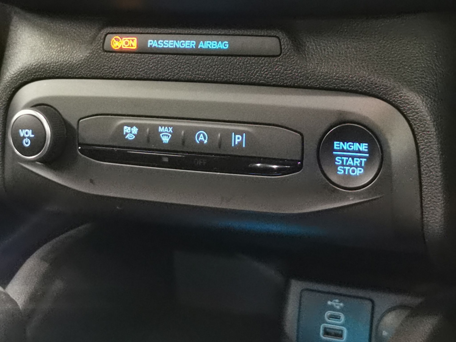 Used Ford Focus 2023 for sale - 76403002: Photo 18