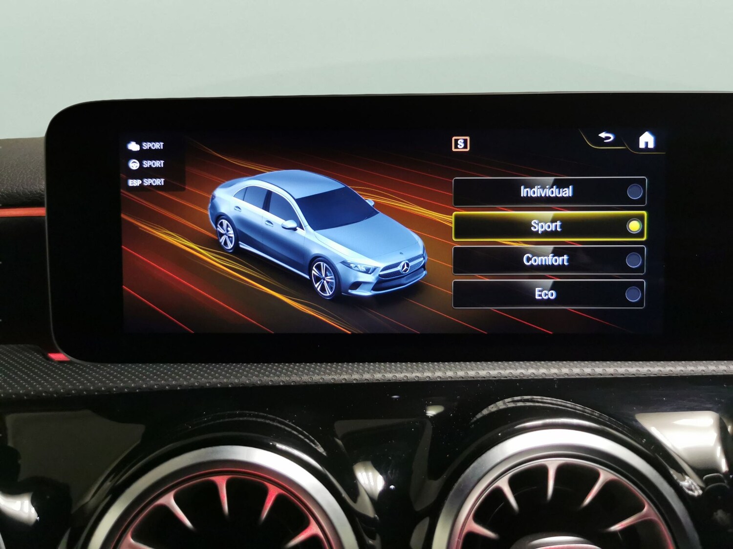 Used Mercedes-Benz A-Class 2020 for sale - 77894235: Photo 17