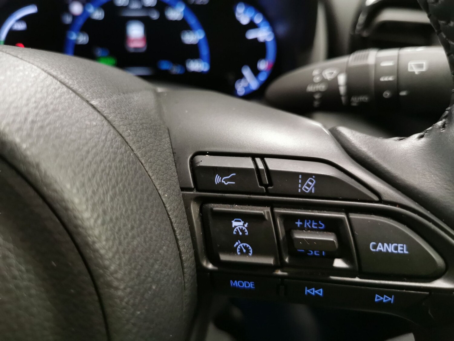 Used Toyota Yaris Cross 2022 for sale - 77502299: Photo 18