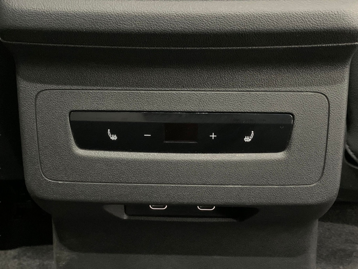 Used Audi Q6 e-tron 2025 for sale - 76588989: Photo 25