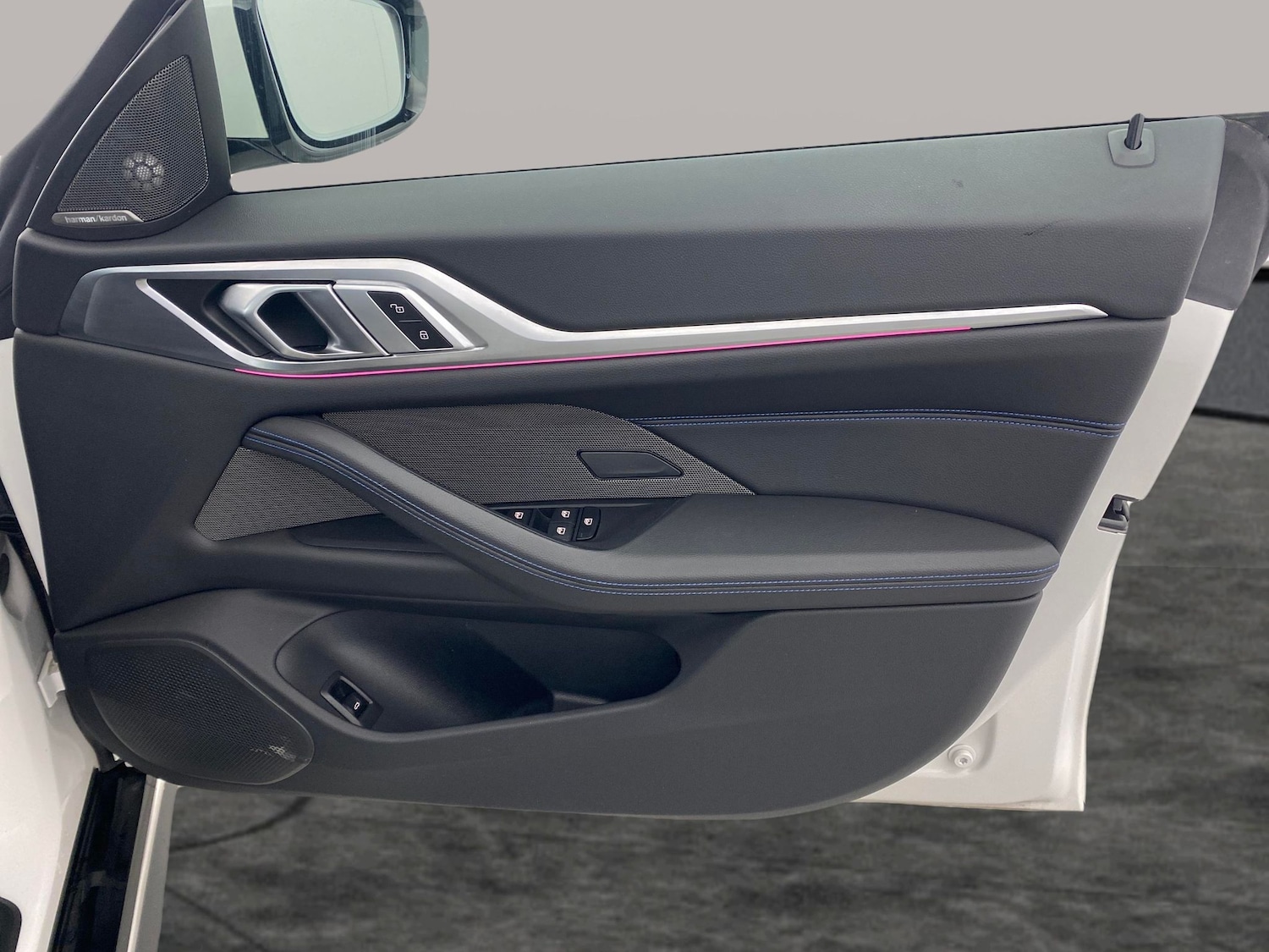 Used BMW i4 2023 for sale - 76999690: Photo 30