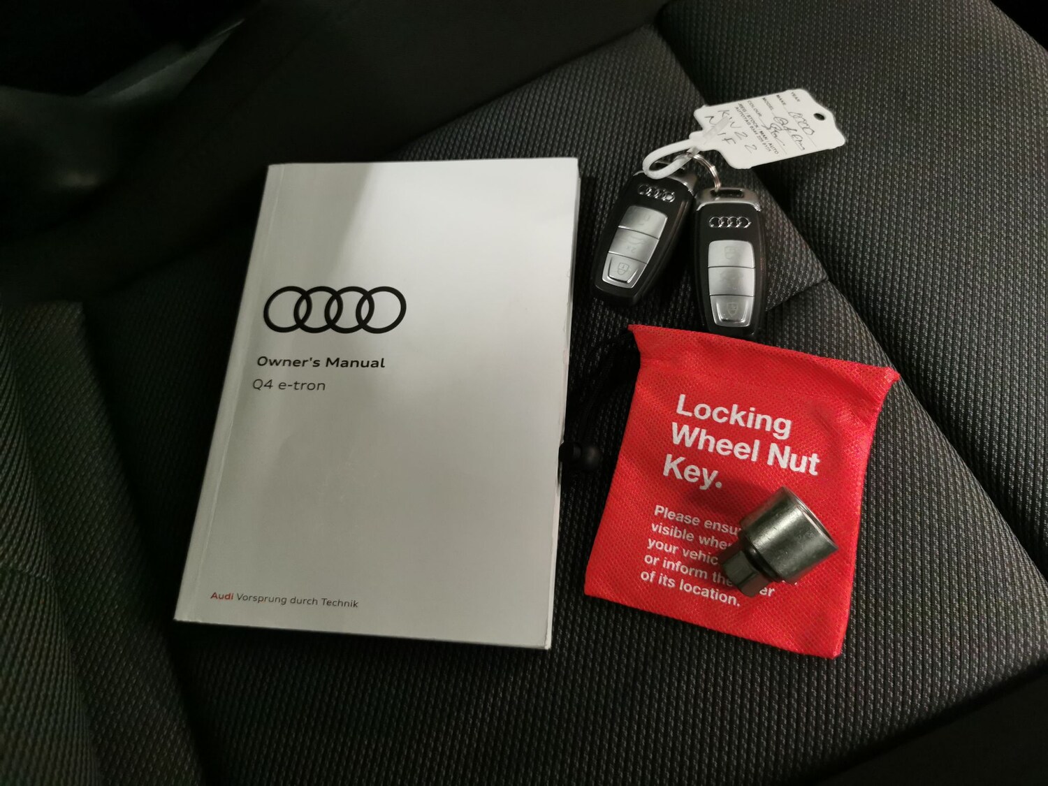 Used Audi Q4 e-tron 2022 for sale - 77631026: Photo 32