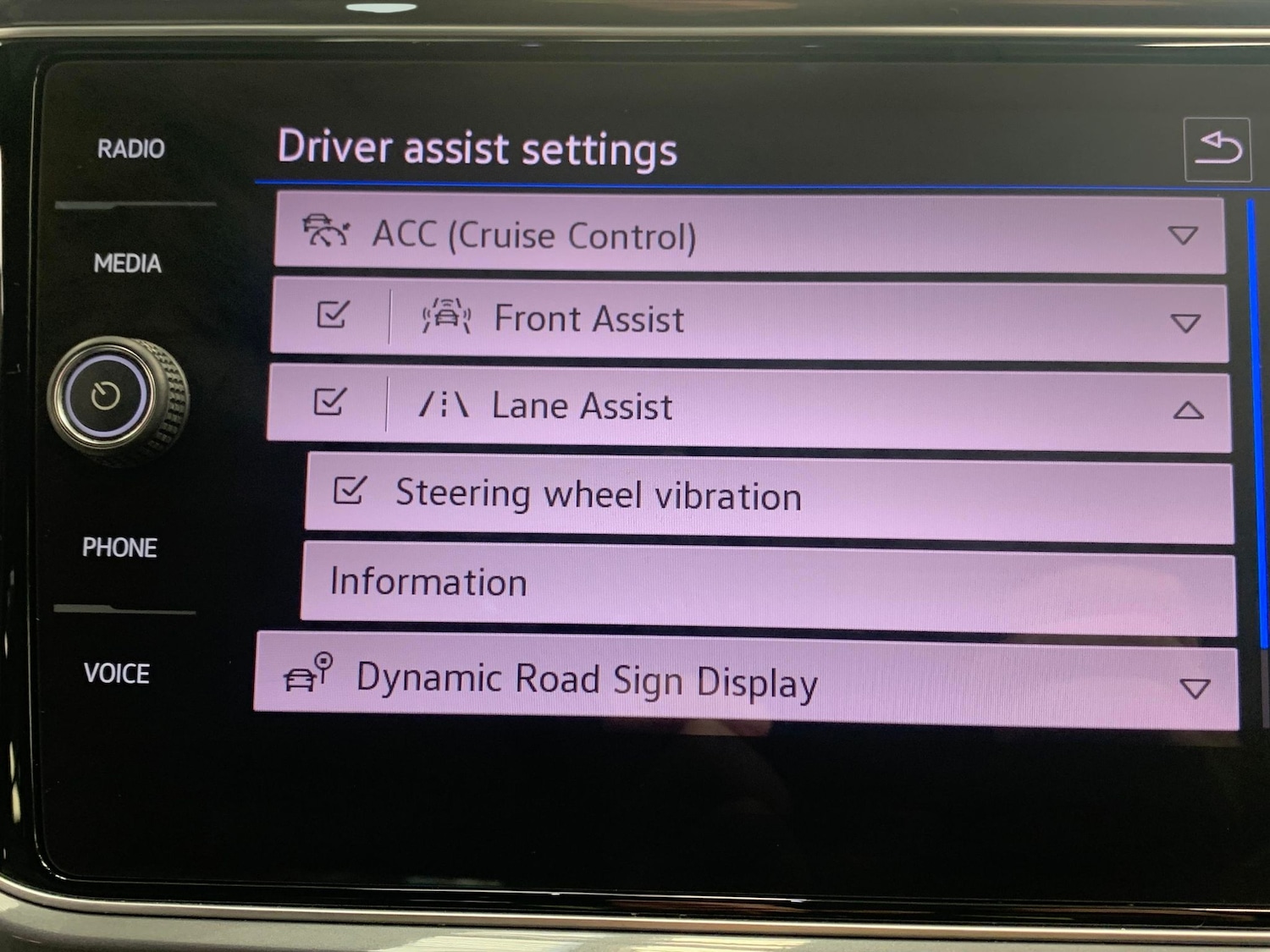 Used Volkswagen T-Roc 2021 for sale - 76915392: Photo 23