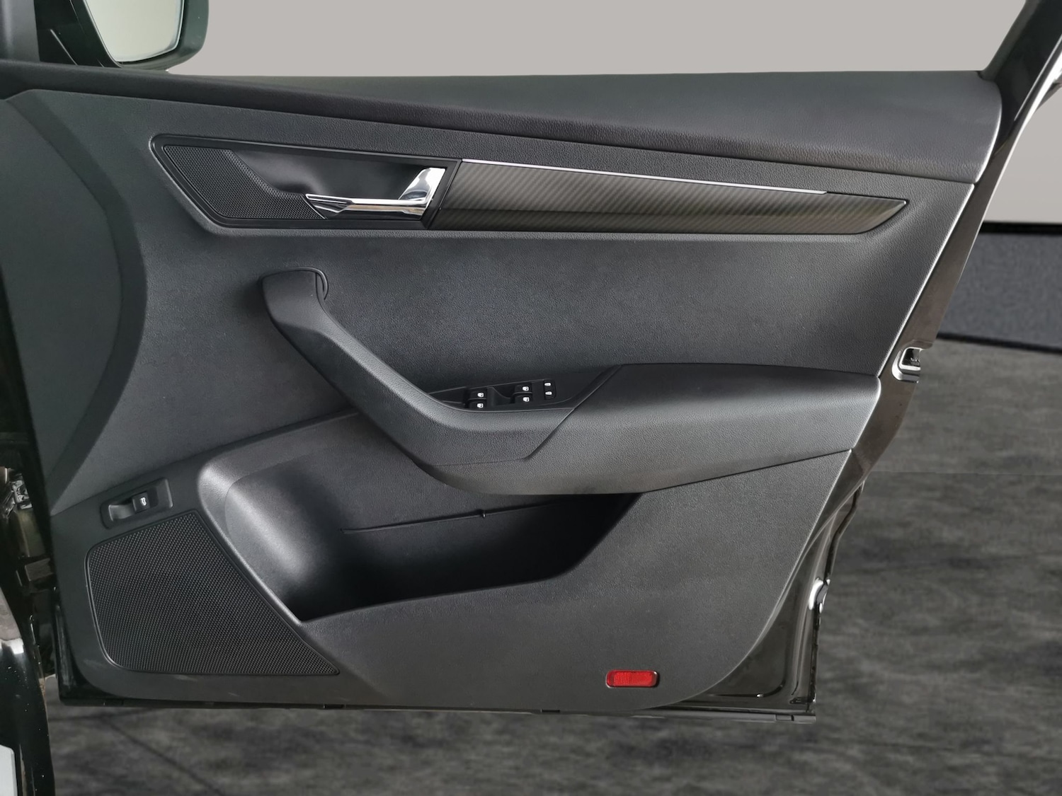 Used Skoda Karoq 2024 for sale - 77281452: Photo 31