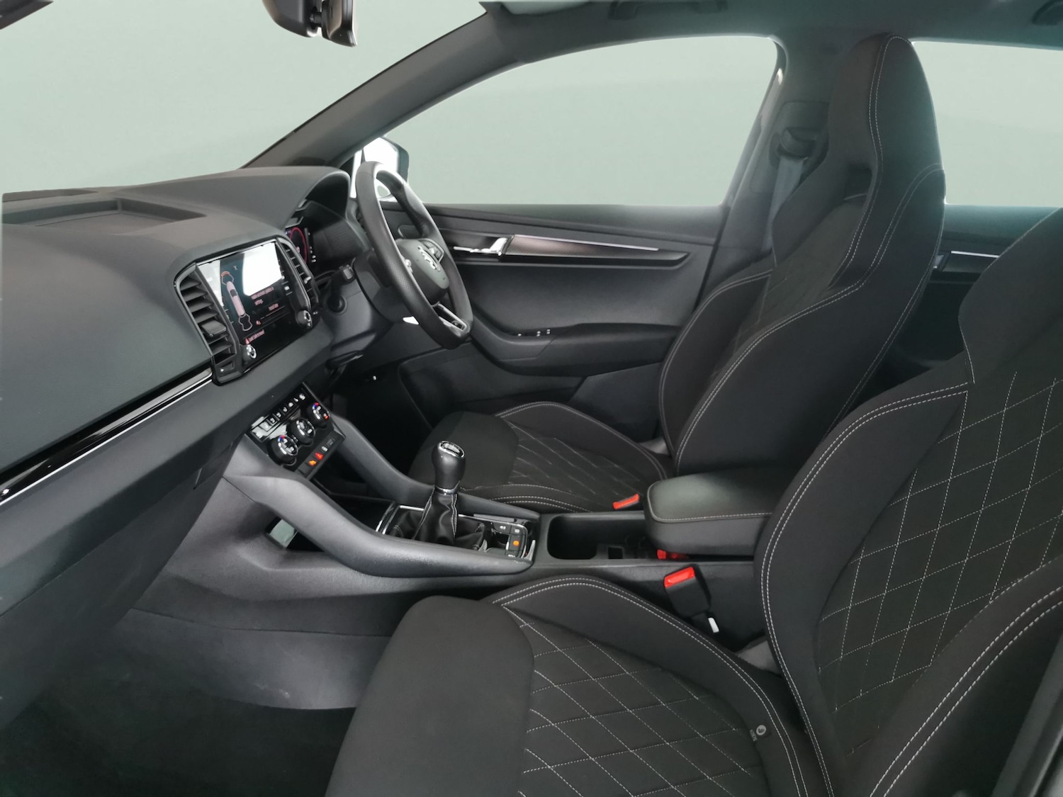 Used Skoda Karoq 2024 for sale - 77281452: Photo 4