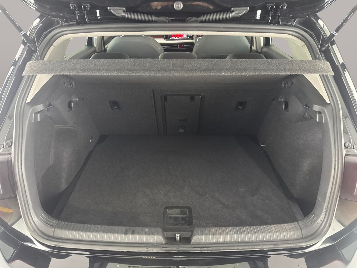 Used Volkswagen Golf 2023 for sale - 77890323: Photo 26