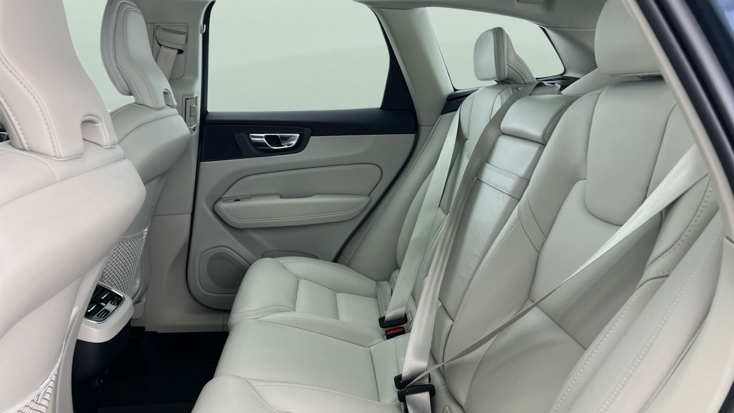 Used Volvo XC60 2021 for sale - 77393775: Photo 17