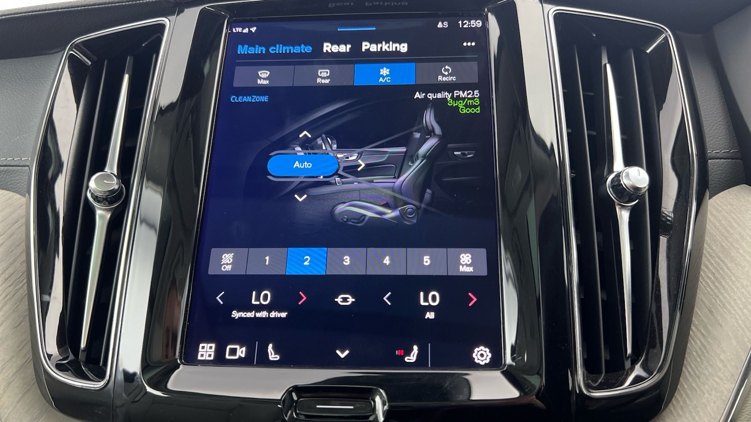 Used Volvo XC60 2021 for sale - 77393775: Photo 24