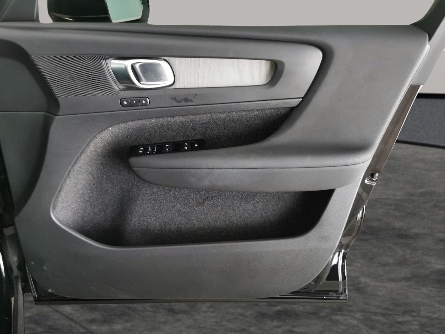 Used Volvo XC40 2021 for sale - 76882196: Photo 36