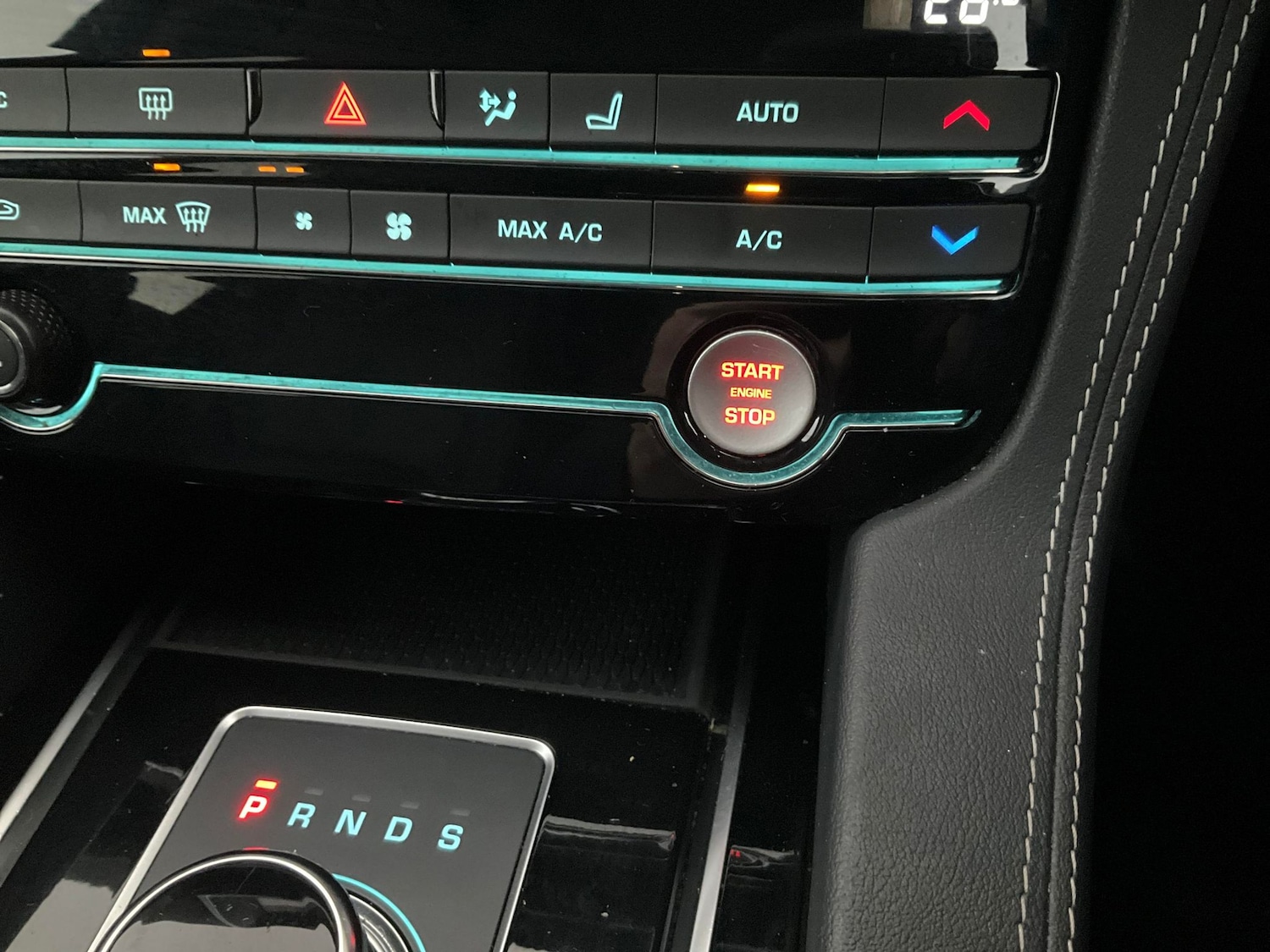 Used Jaguar F-Pace 2020 for sale - 76717822: Photo 22