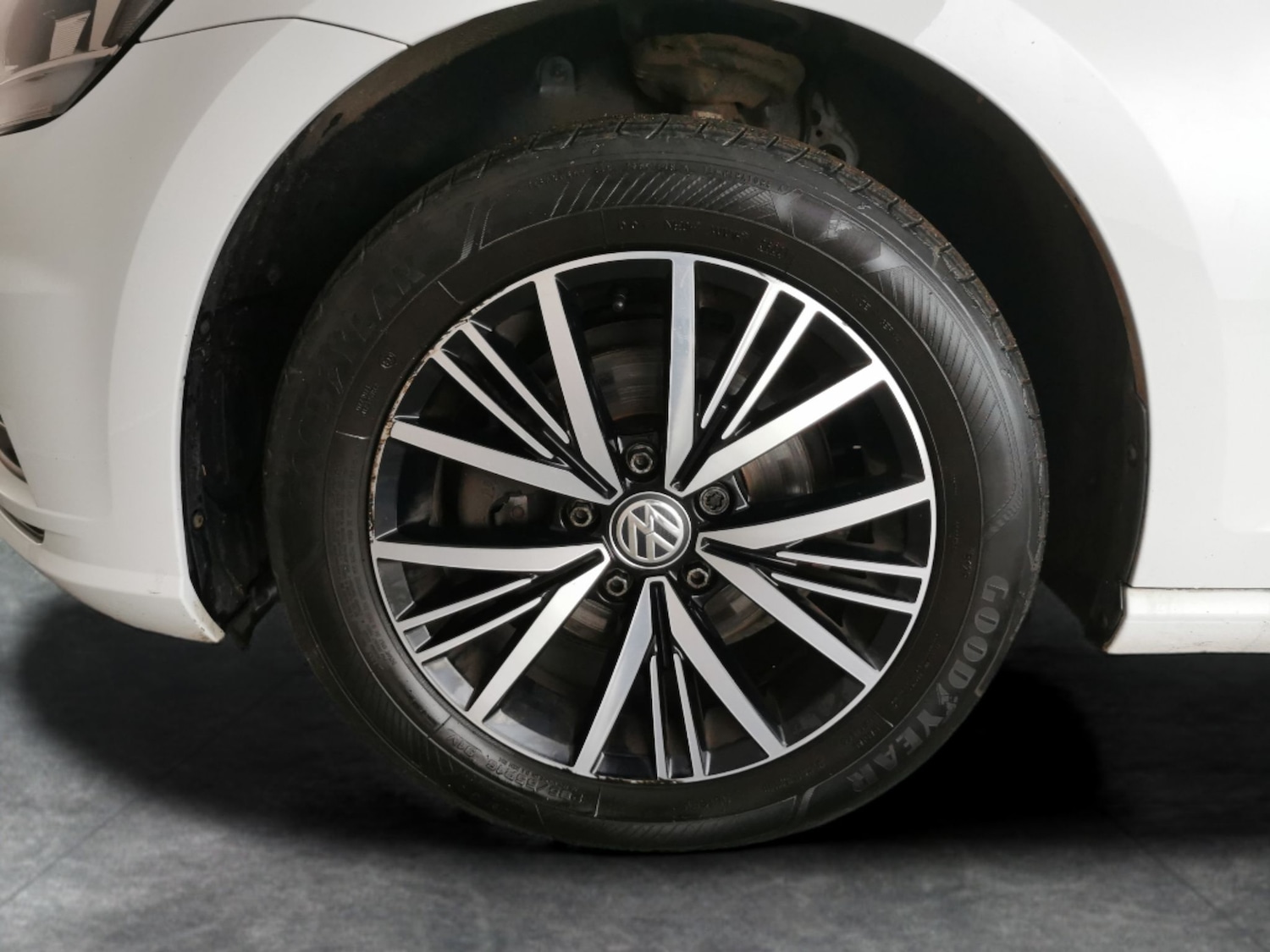 Used Volkswagen Golf 2018 for sale - 77350860: Photo 21