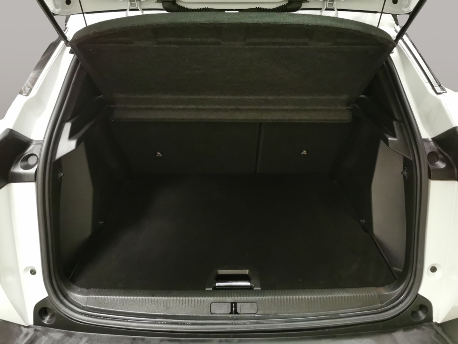 Used Peugeot 2008 2022 for sale - 77134436: Photo 31