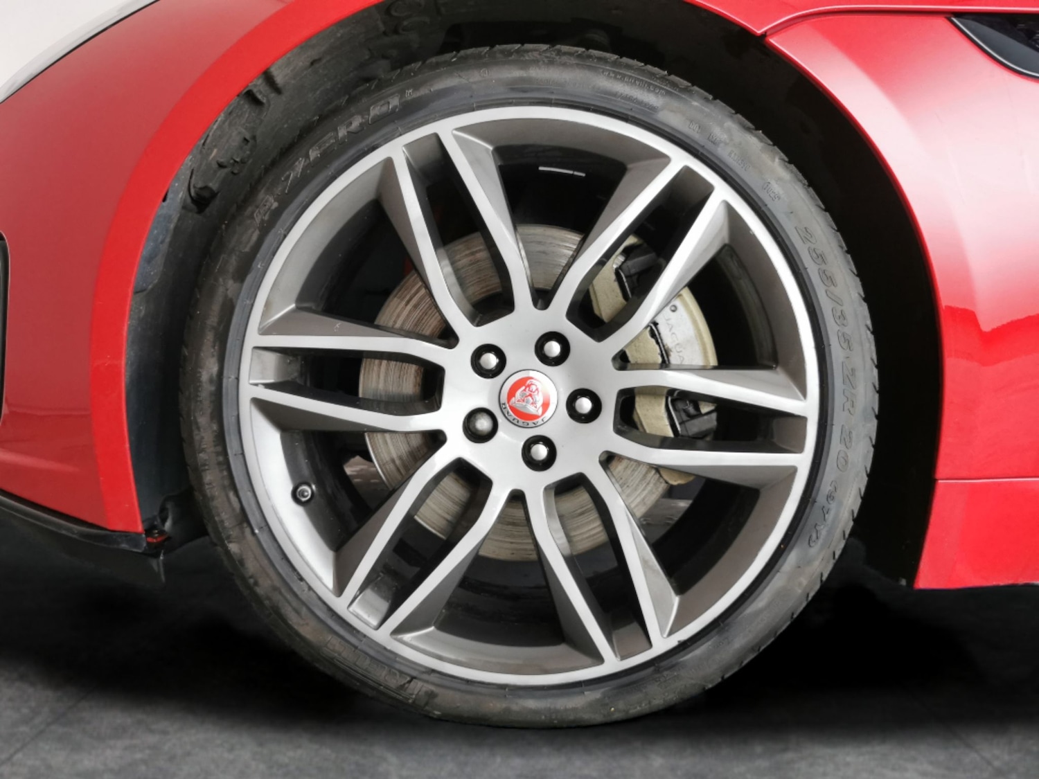 Used Jaguar F-Type 2018 for sale - 76725330: Photo 22