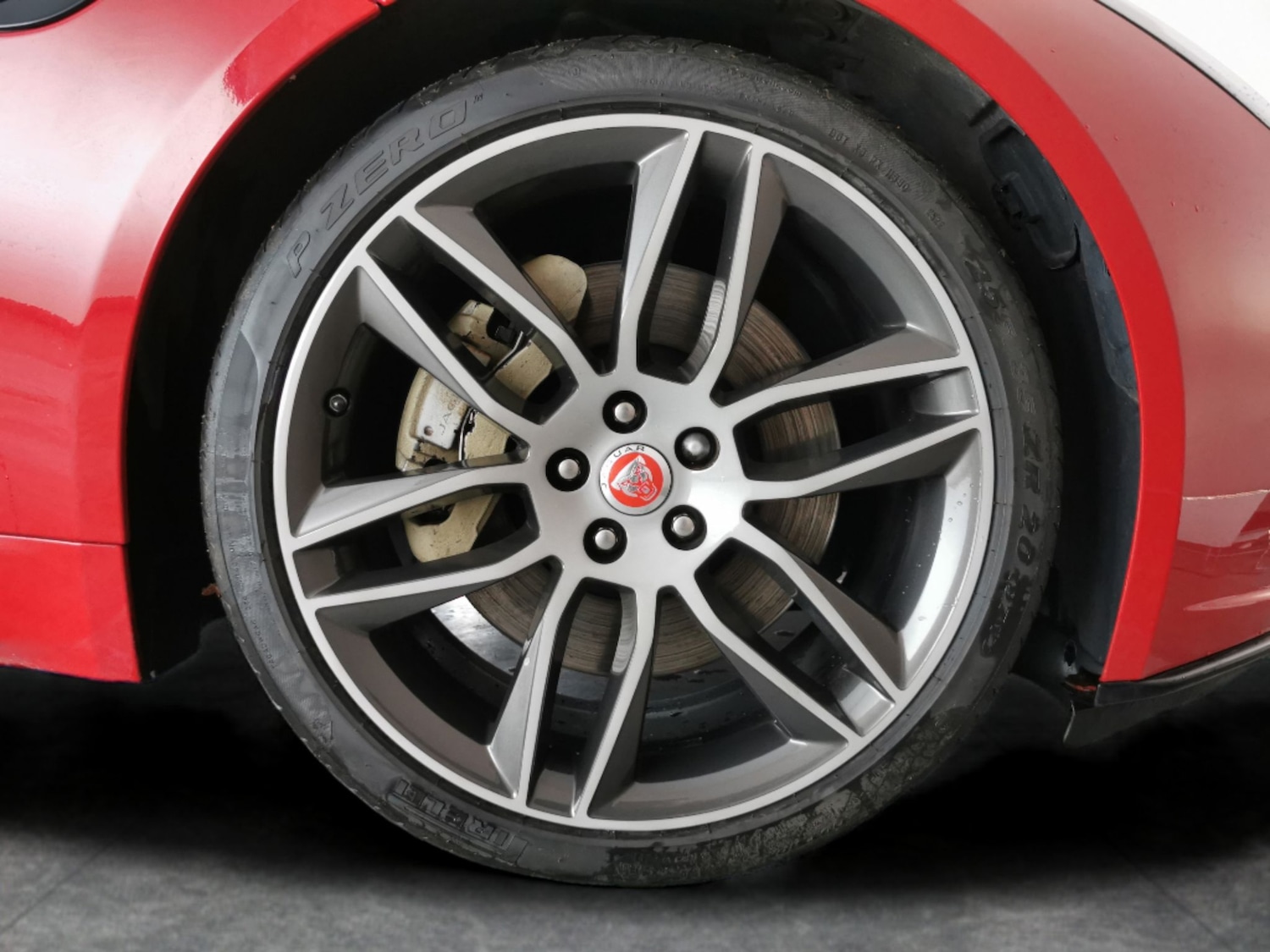 Used Jaguar F-Type 2018 for sale - 76725330: Photo 23