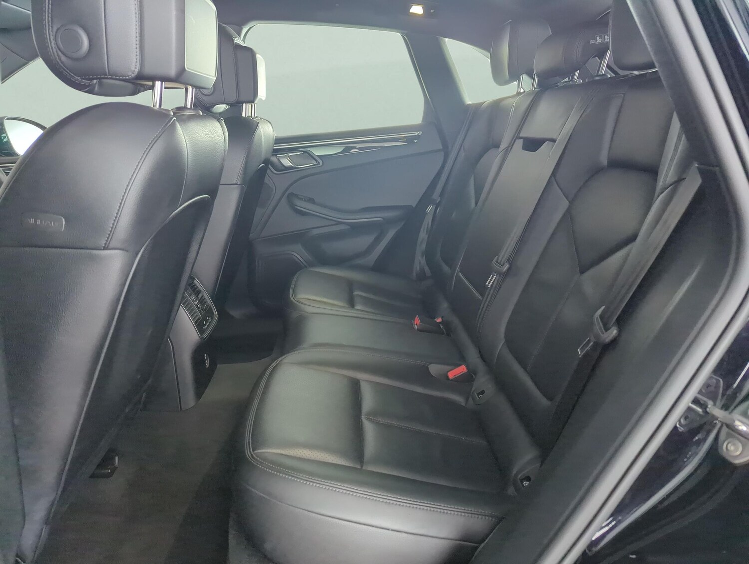 Used Porsche Macan 2024 for sale - 78159717: Photo 31