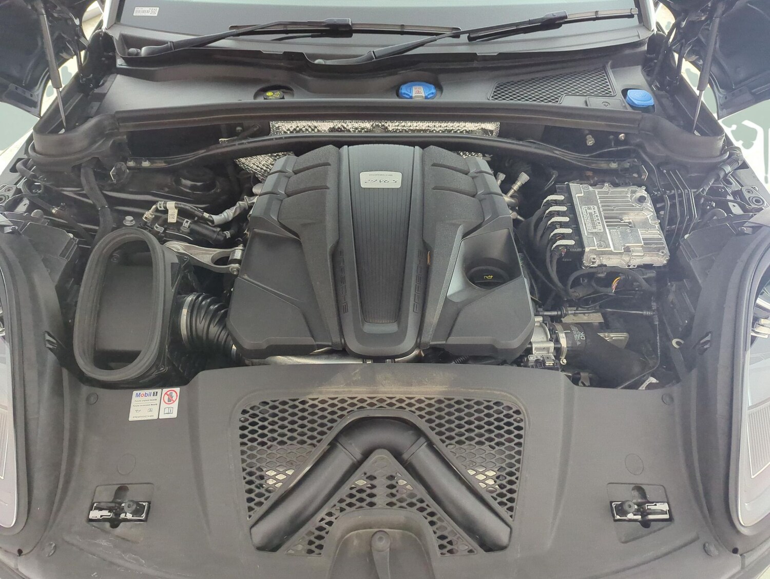 Used Porsche Macan 2024 for sale - 78159717: Photo 37