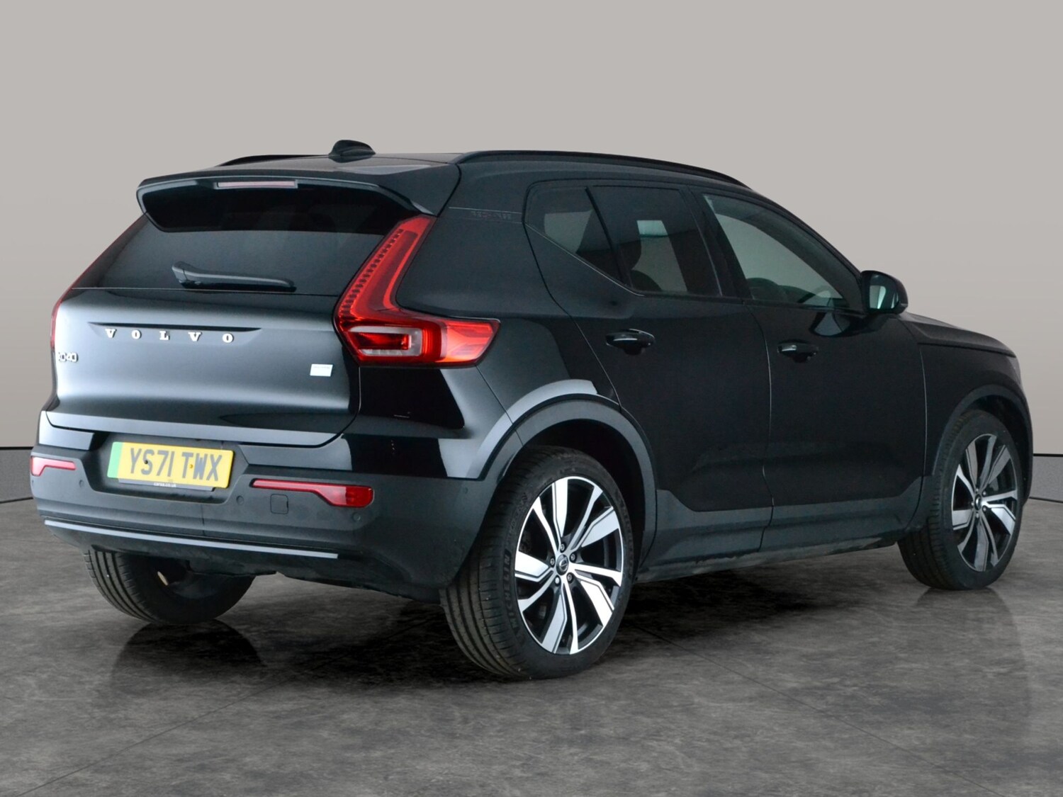 Used Volvo XC40 2022 for sale - 77675950: Photo 11