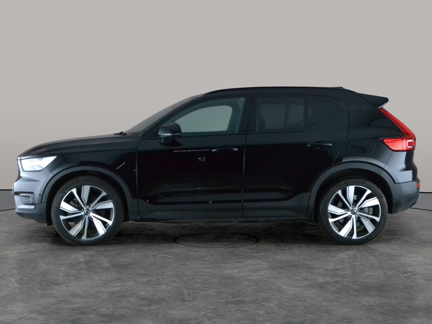 Used Volvo XC40 2022 for sale - 77675950: Photo 14