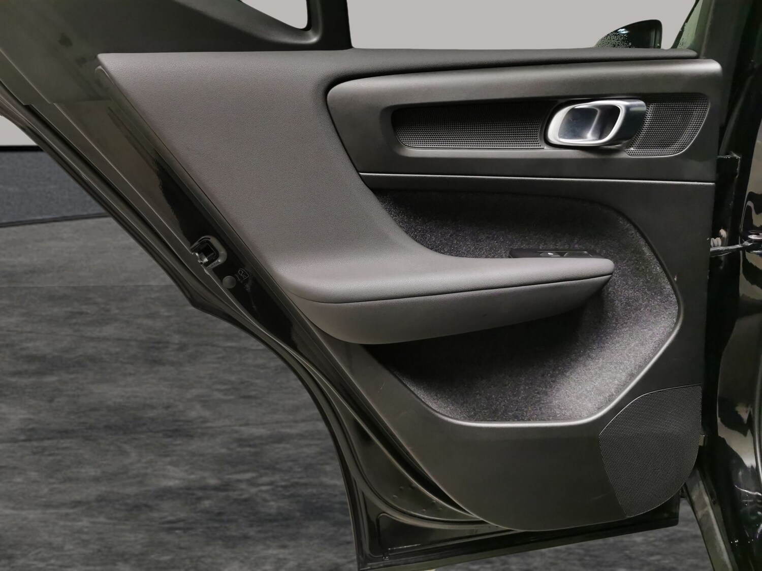 Used Volvo XC40 2022 for sale - 77675950: Photo 28