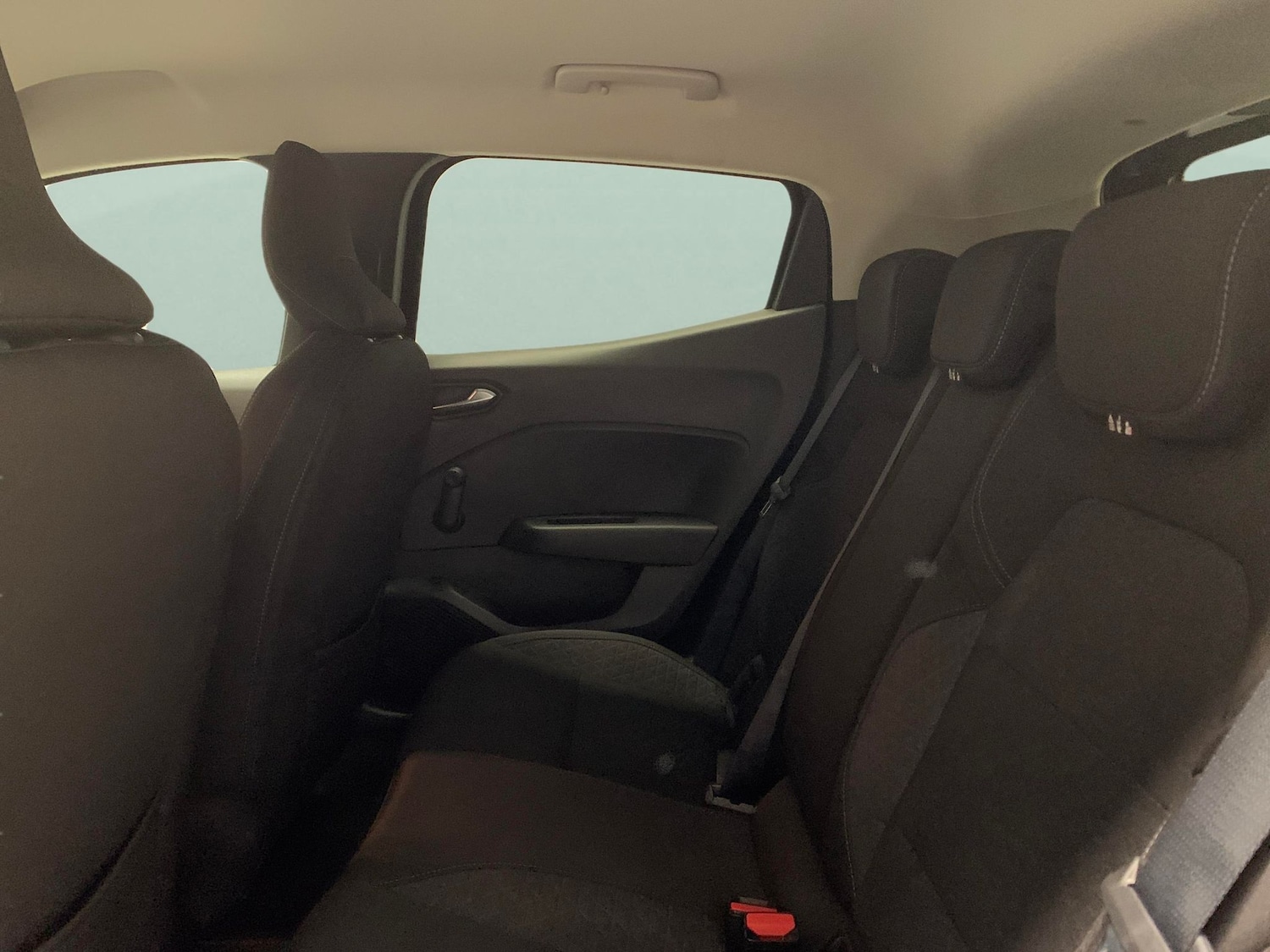 Used Renault Clio 2021 for sale - 76037067: Photo 31